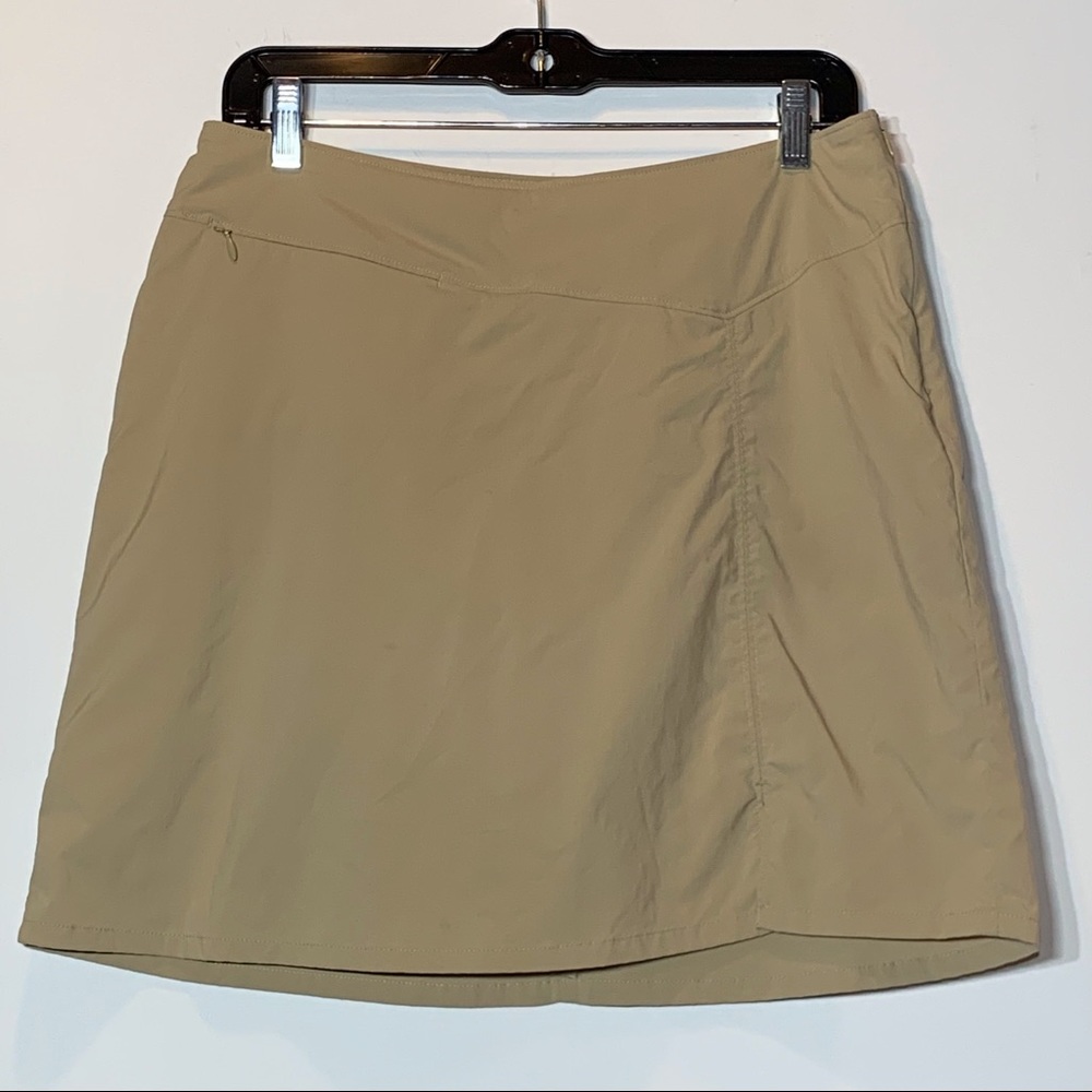 EUC Patagonia 100%‎ Nylon Side Zip Skort